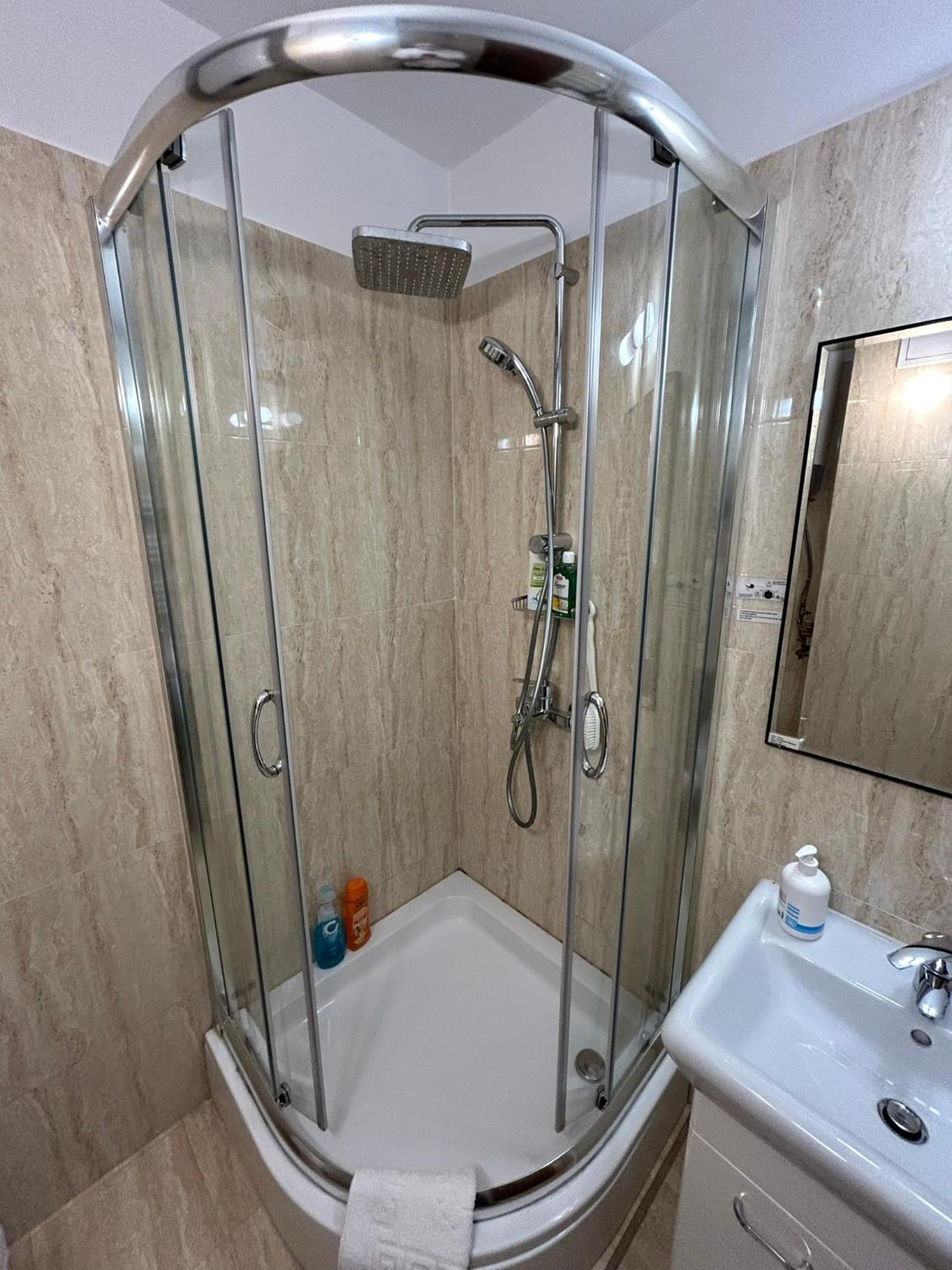 Apart. Premium Ultracentral, 3 Camere Loc Parcare. โปลเยชต์ ภายนอก รูปภาพ